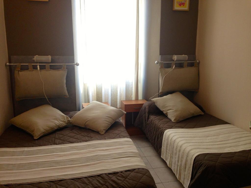 Hotel De L'Ariana Marseilles Zimmer foto